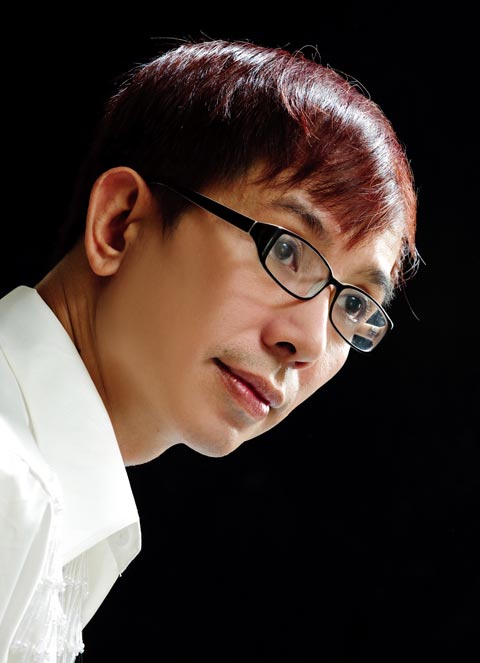 Ca sĩ Long Nhật